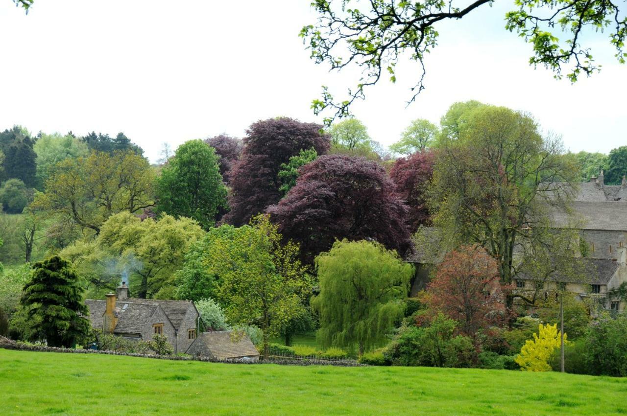 Hotel Buttercup Glamping Pod Cheltenham Exterior foto